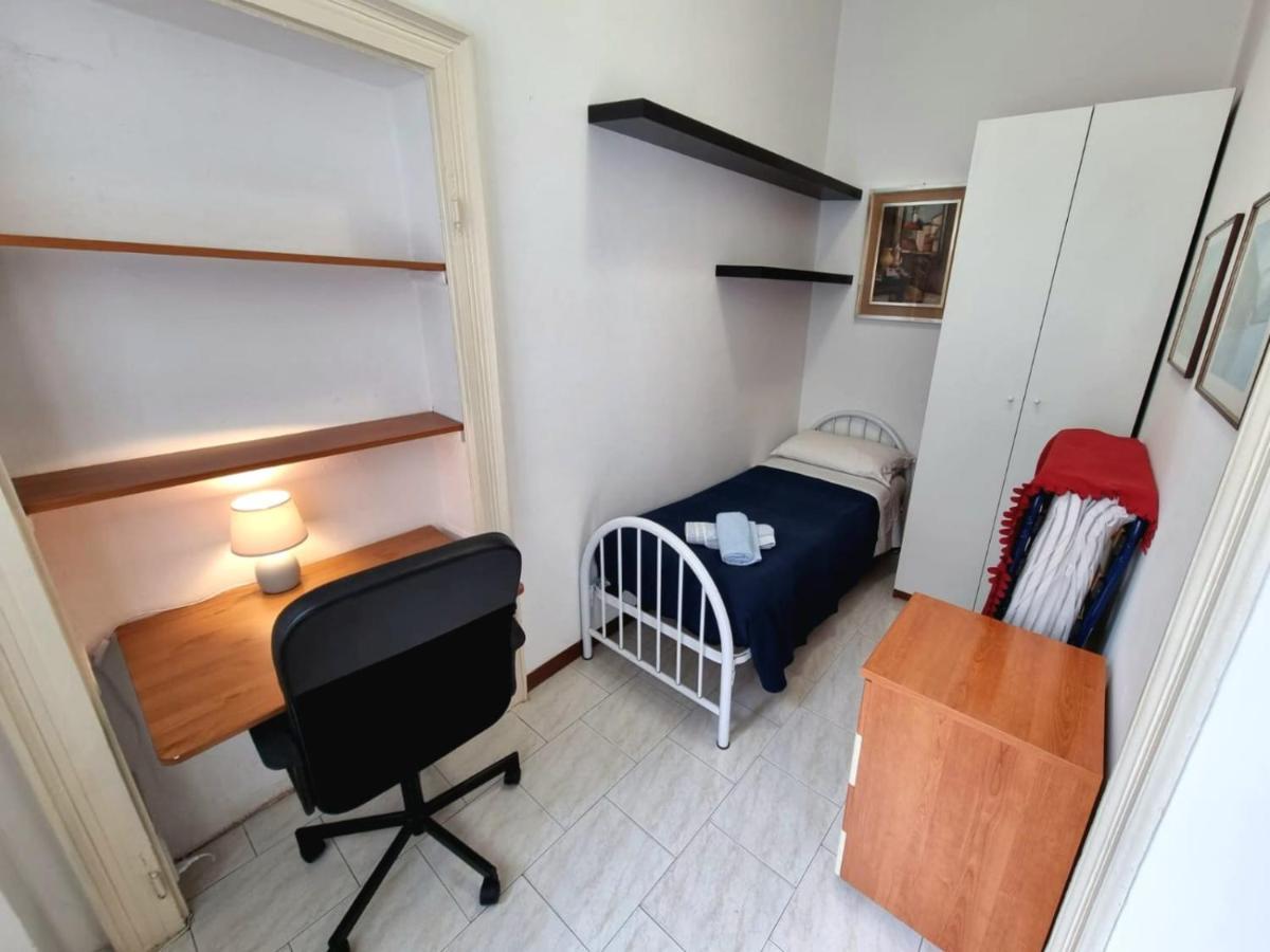 Relaxing Apartment In The Heart Of Milan Bagian luar foto