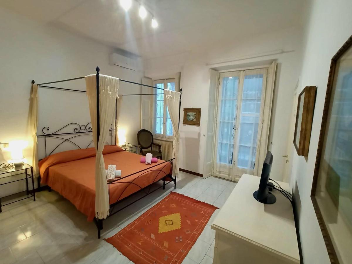 Relaxing Apartment In The Heart Of Milan Bagian luar foto